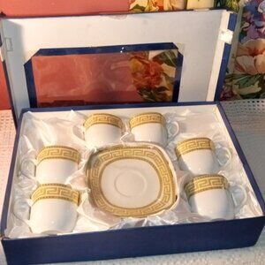 GORGEOUS JOSEPH SEDGH DINNERWARE 12 PC ESSPRESSO MATCHING CUPS AND SAUCERS SET